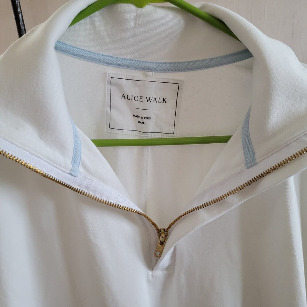 Alice Walk - The Zip-Up Sweatshirt in White - Picture 6 of 10